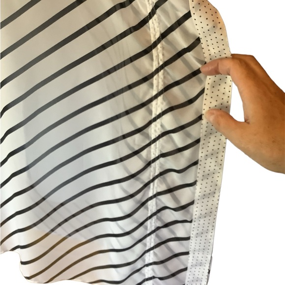 Victoria Secret Coverup - Picture 5 of 5